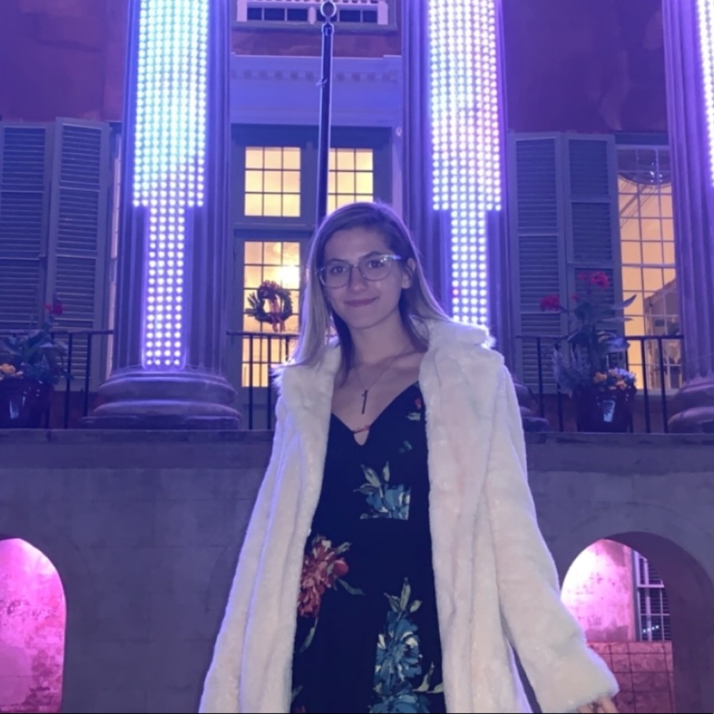 Meet your Posher, Lexi